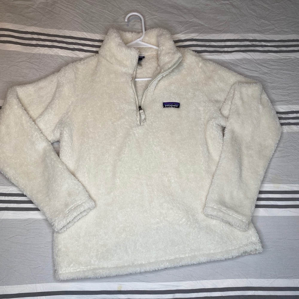 Women’s White Patagonia Pullover